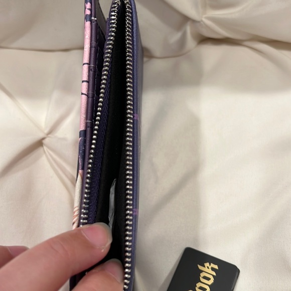 Buckle Down X Disney Tiana Bi-fold Purple Wallet NWT Tiana’s Place Princess Frog - Picture 7 of 8